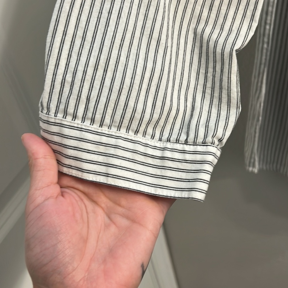 Reformation blouse - Picture 4 of 4